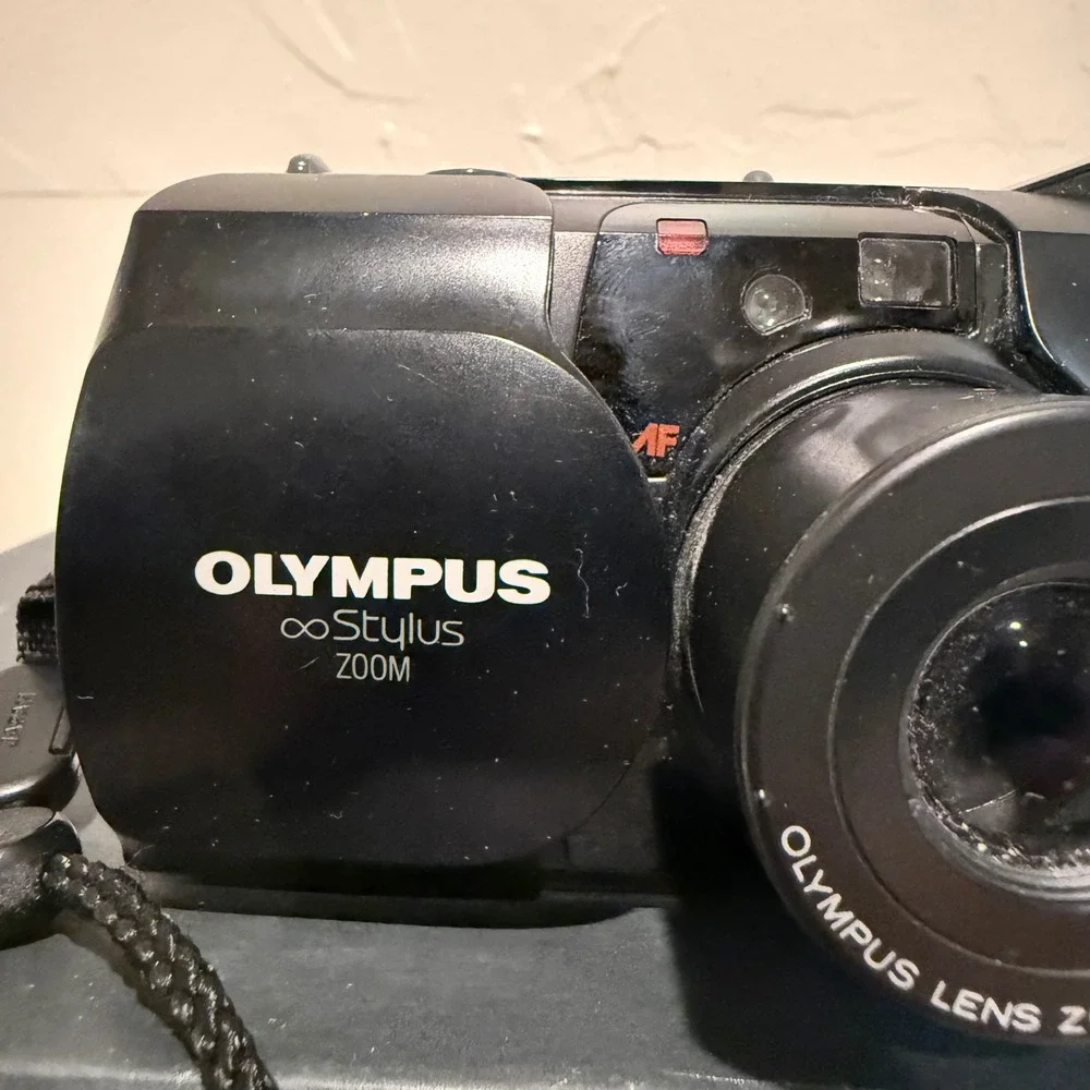 Olympus‎ Infinity Stylus Zoom Camera Unisex OS Black Good 35mm Film Weatherproof